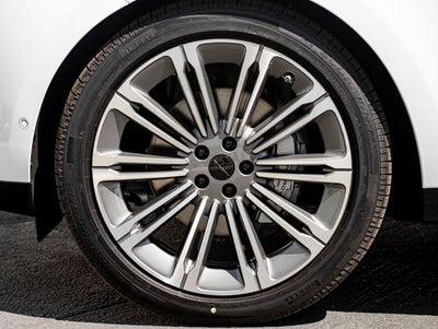 2026 Land Rover Range Rover SE LWB