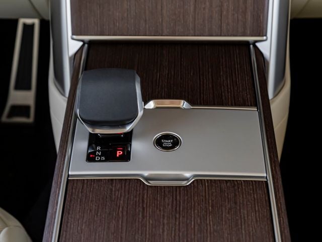 2026 Land Rover Range Rover SE LWB