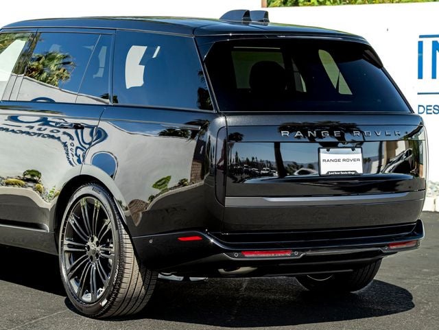 2026 Land Rover Range Rover SE LWB