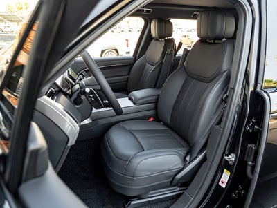 2026 Land Rover Range Rover SE LWB