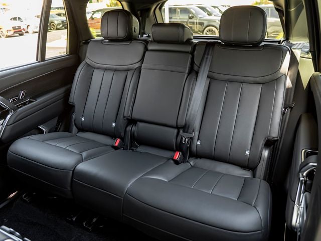 2026 Land Rover Range Rover SE LWB