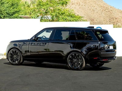 2026 Land Rover Range Rover SE LWB