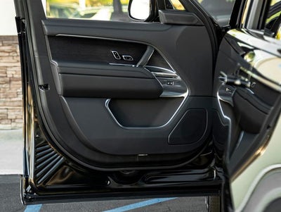 2027 Land Rover Range Rover SE LWB