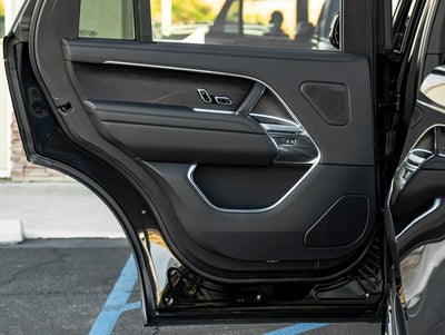 2027 Land Rover Range Rover SE LWB