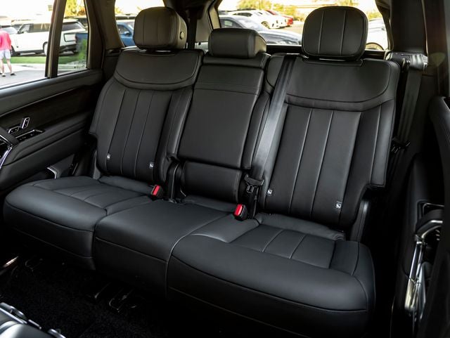 2027 Land Rover Range Rover SE LWB