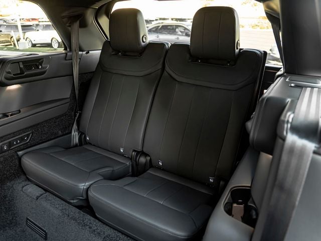 2027 Land Rover Range Rover SE LWB