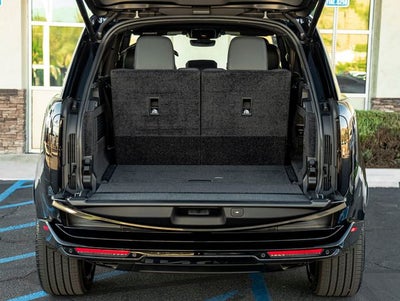 2027 Land Rover Range Rover SE LWB