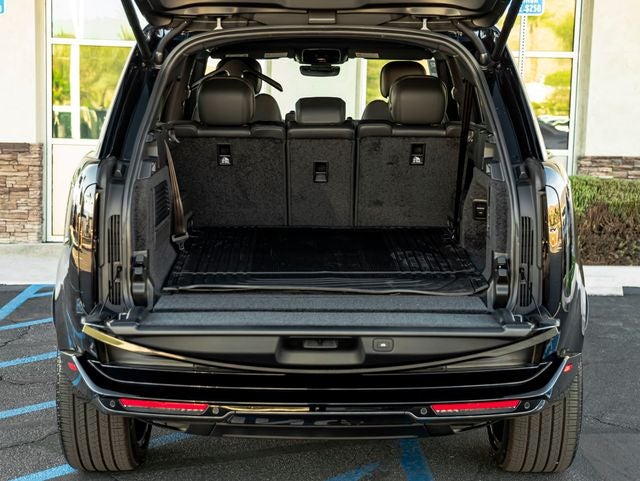 2027 Land Rover Range Rover SE LWB