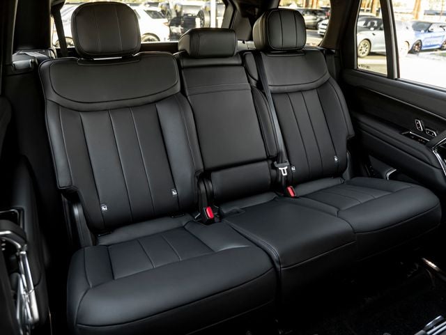 2027 Land Rover Range Rover SE LWB