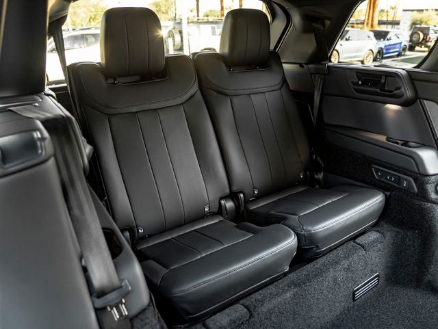 2027 Land Rover Range Rover SE LWB