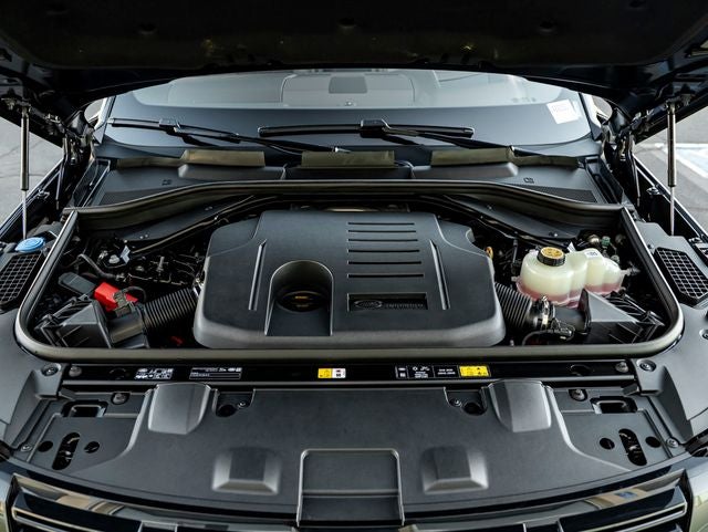 2027 Land Rover Range Rover SE LWB