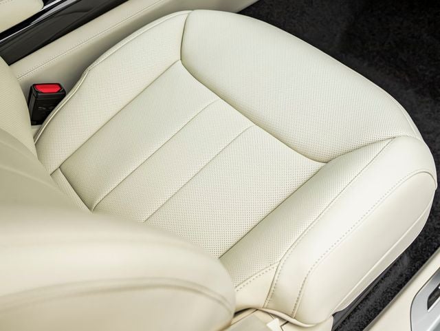 2026 Land Rover Range Rover SE LWB