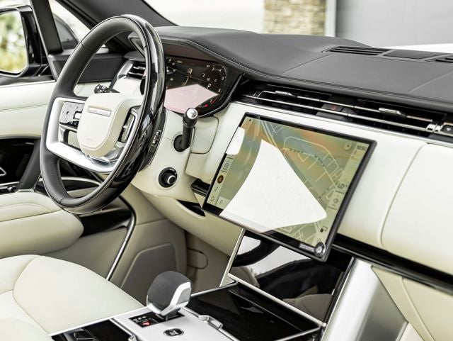 2026 Land Rover Range Rover SE LWB