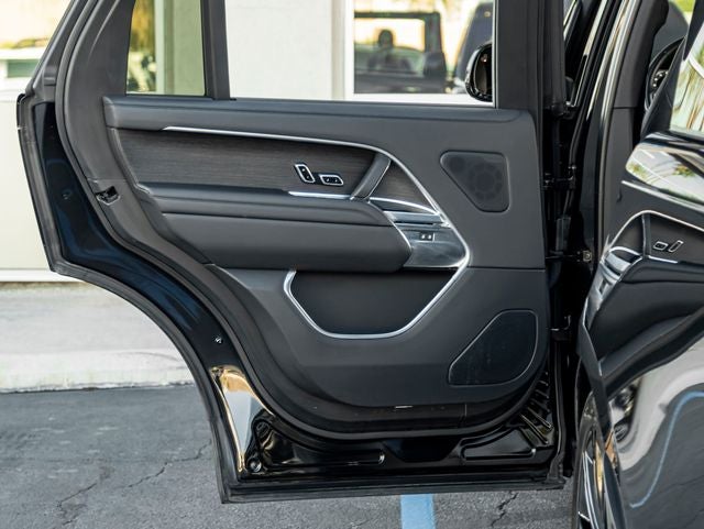 2024 Land Rover Range Rover SE LWB