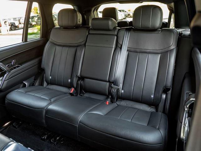 2024 Land Rover Range Rover SE LWB