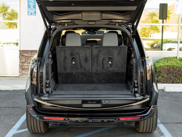 2024 Land Rover Range Rover SE LWB