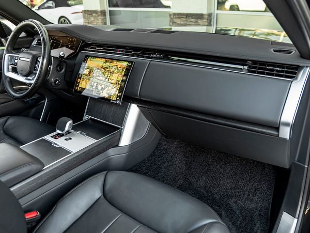 2024 Land Rover Range Rover SE LWB