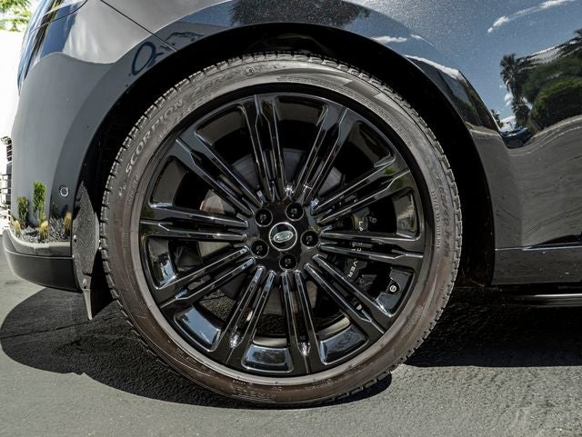 2023 Land Rover Range Rover First Edition LWB