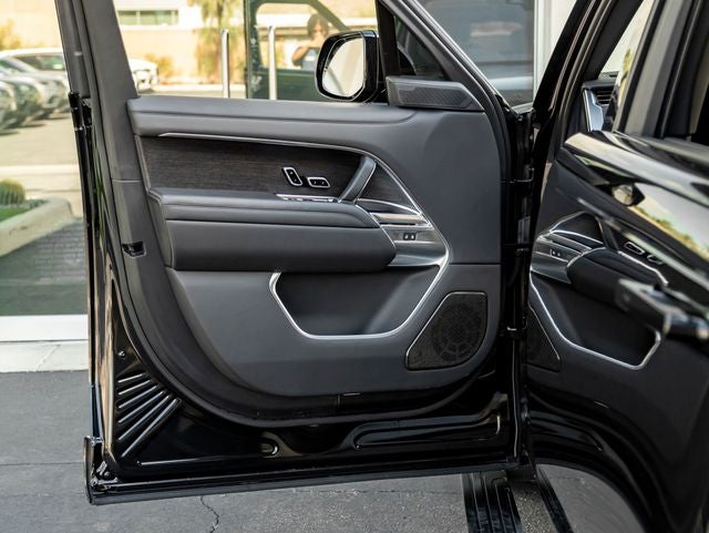 2023 Land Rover Range Rover First Edition LWB