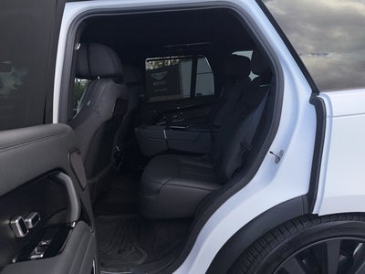 2024 Land Rover Range Rover SV