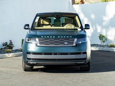 2026 Land Rover Range Rover SV