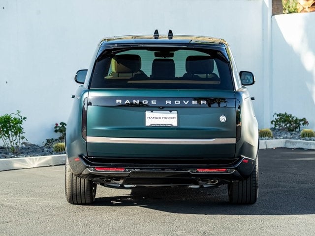 2026 Land Rover Range Rover SV