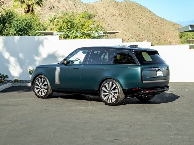 2026 Land Rover Range Rover SV