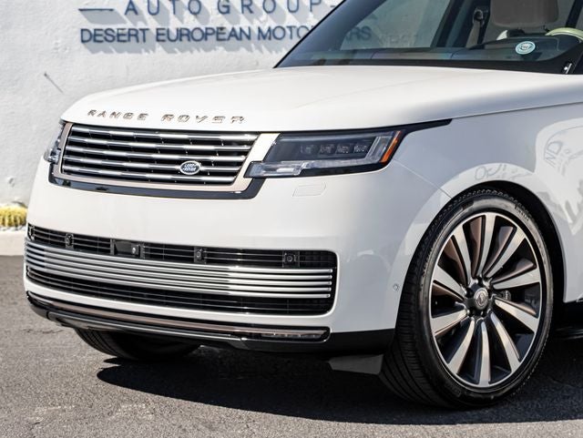 2025 Land Rover Range Rover SV LWB