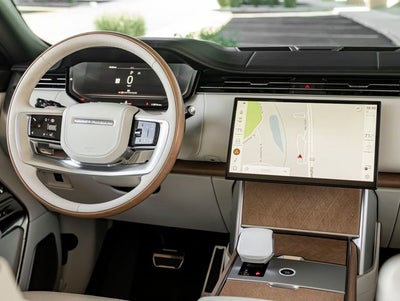 2025 Land Rover Range Rover SV LWB