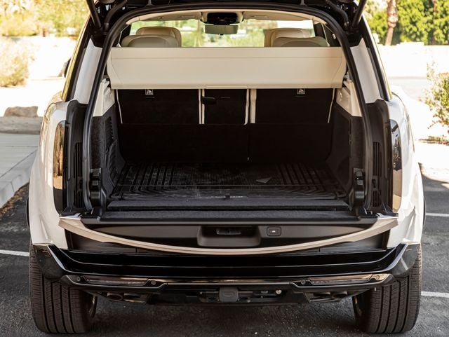 2025 Land Rover Range Rover SV LWB