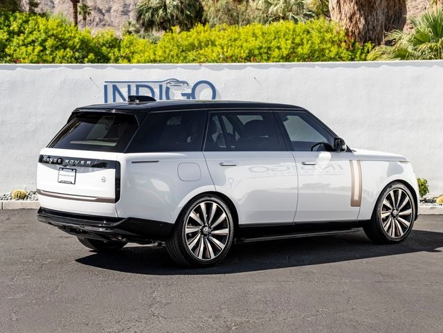 2025 Land Rover Range Rover SV LWB