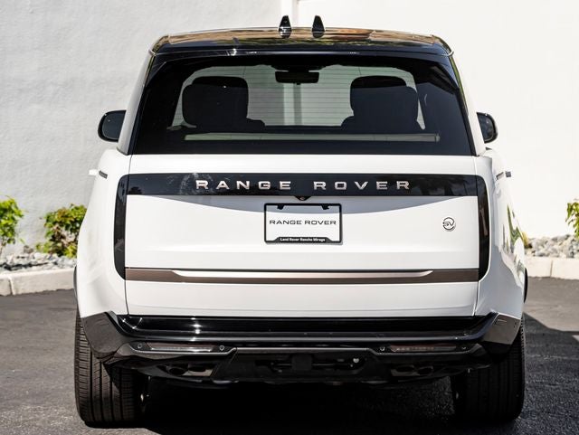 2025 Land Rover Range Rover SV LWB