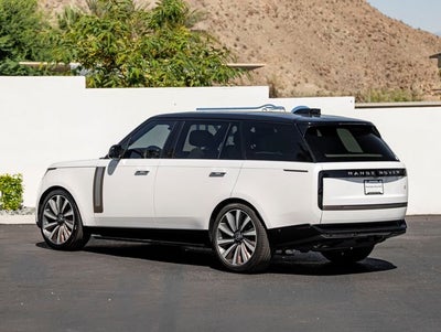 2025 Land Rover Range Rover SV LWB