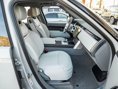 2026 Land Rover Range Rover SV LWB