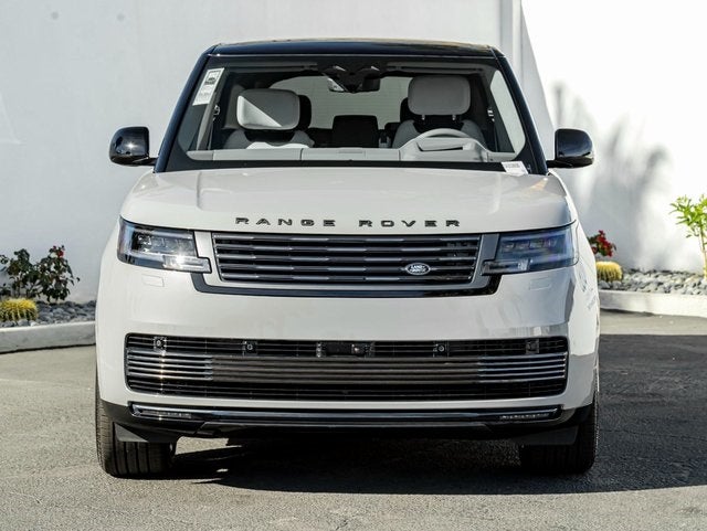 2026 Land Rover Range Rover SV LWB
