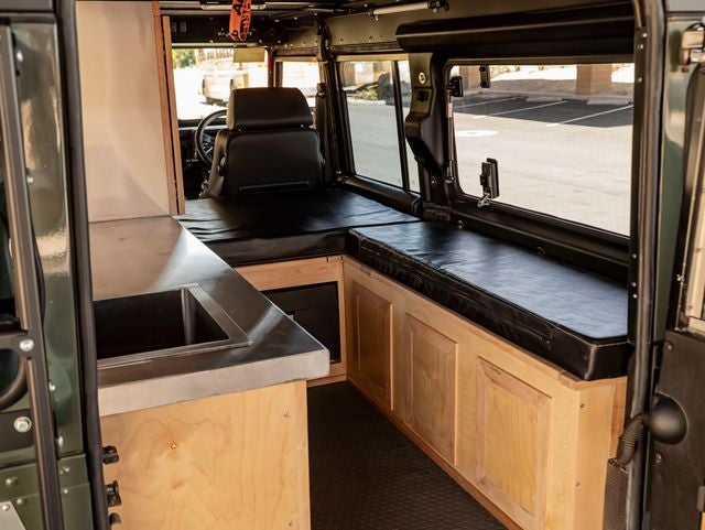 1991 Land Rover Defender 110 Base