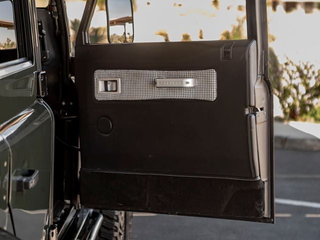 1991 Land Rover Defender 110 Base