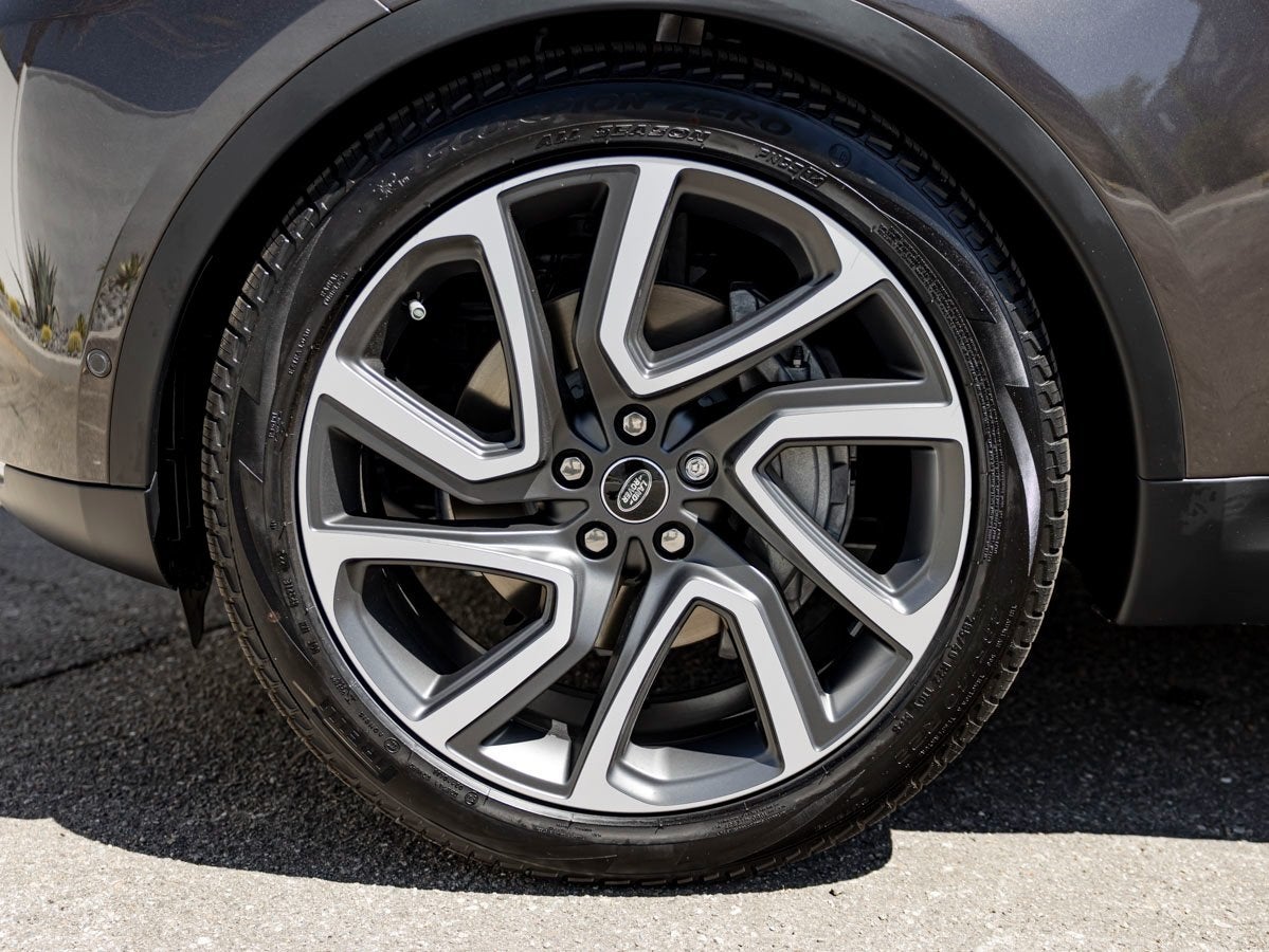 2025 Land Rover Discovery S