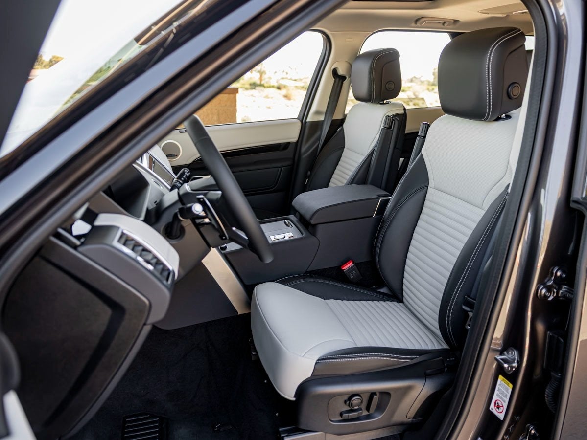 2025 Land Rover Discovery S