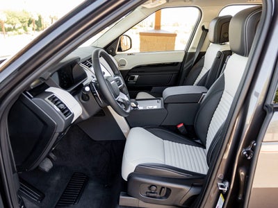 2025 Land Rover Discovery S