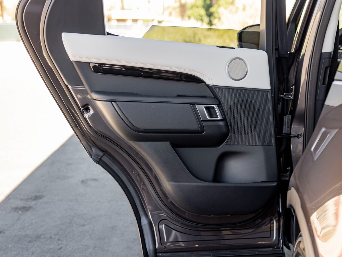 2025 Land Rover Discovery S