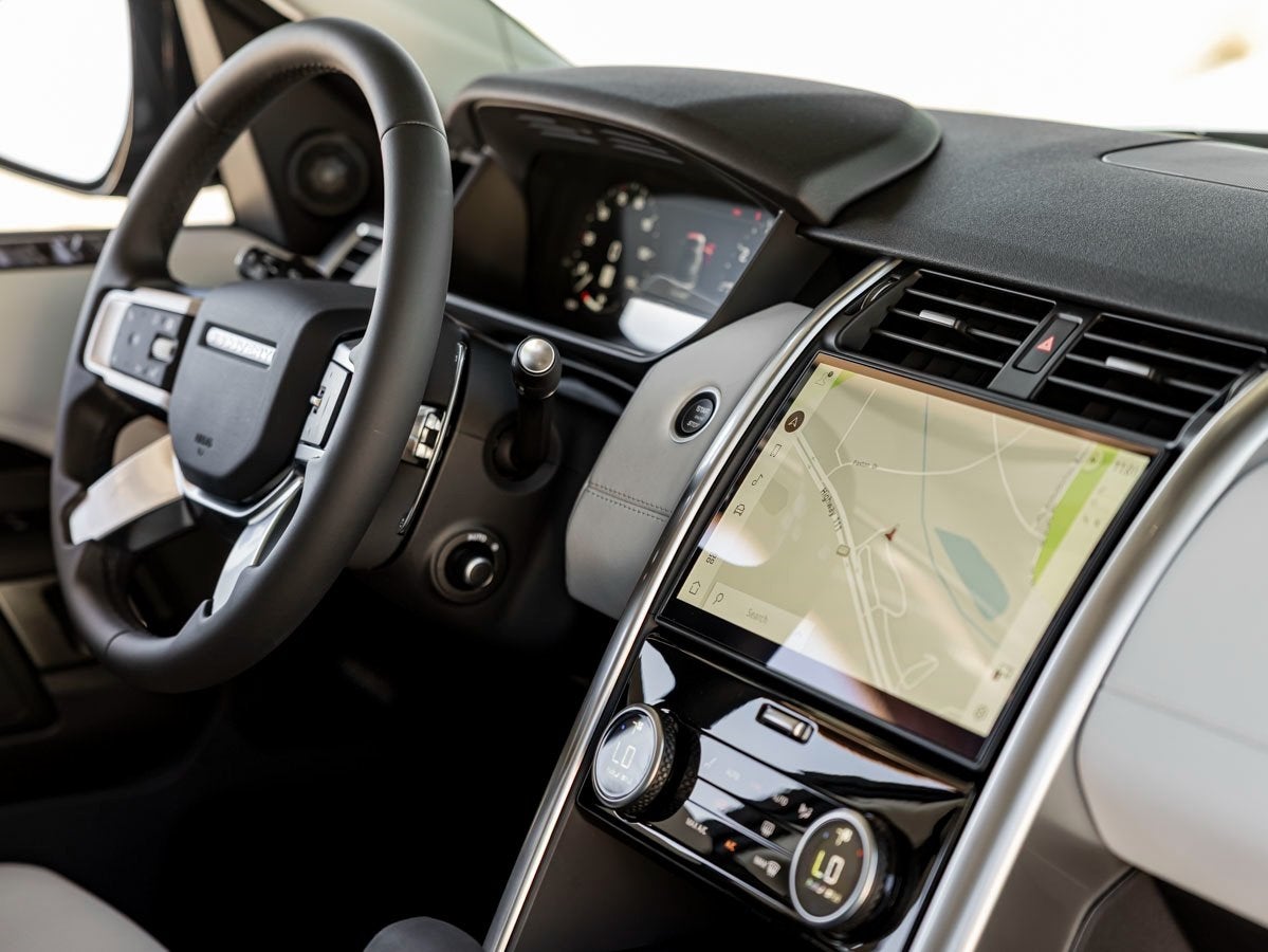 2025 Land Rover Discovery S