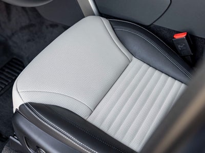 2025 Land Rover Discovery S