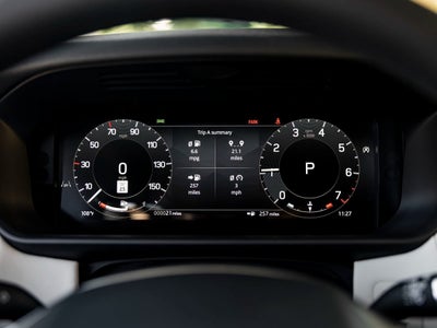 2025 Land Rover Discovery S