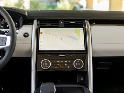 2025 Land Rover Discovery S