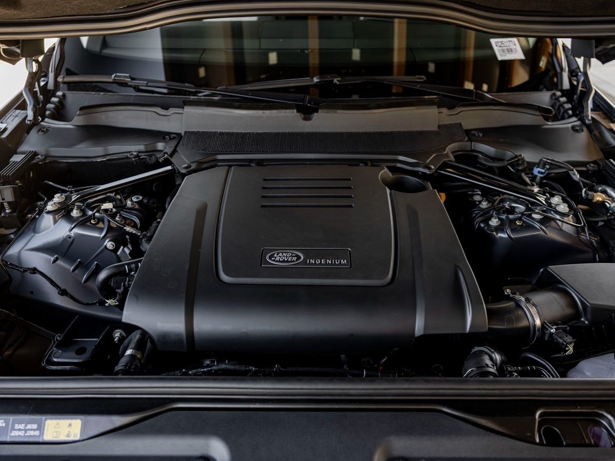2025 Land Rover Discovery S