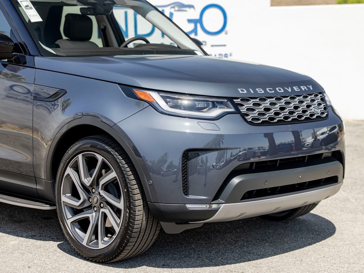 2025 Land Rover Discovery S