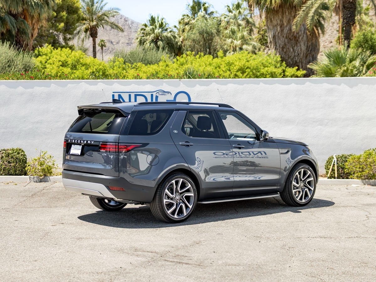 2025 Land Rover Discovery S