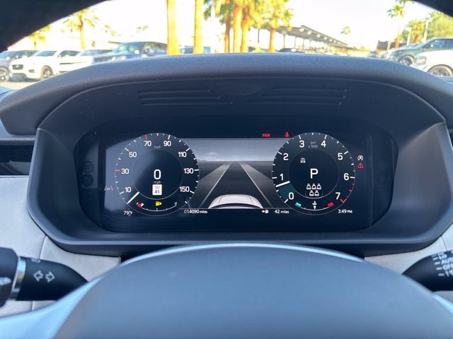 2025 Land Rover Discovery S