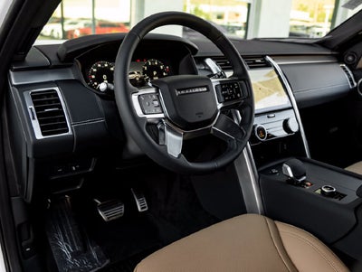 2026 Land Rover Discovery Dynamic SE